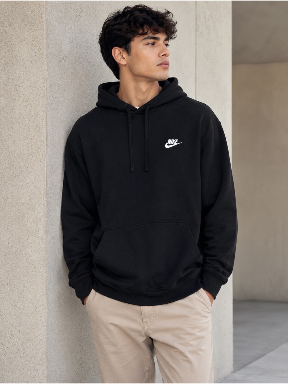 Nike Men's Black Pullover Hoodie - Classic Swoosh